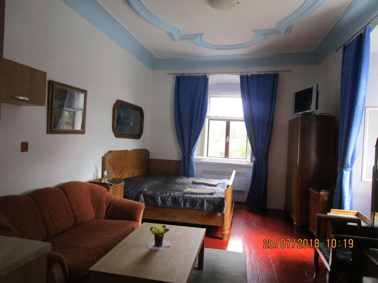Fara Choustníkovo Hradiště Hotel Exterior foto